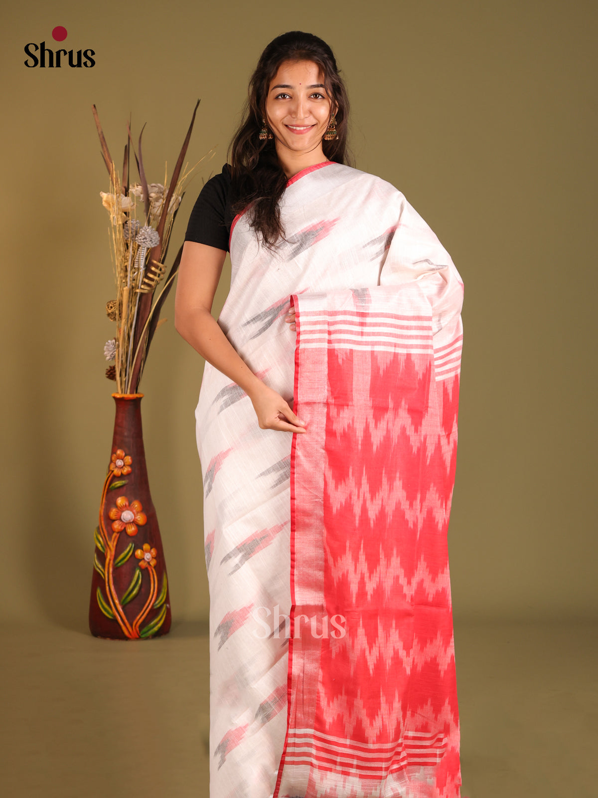 DHS08202 - Semi Ikkat Saree - Shop on Shrus.com