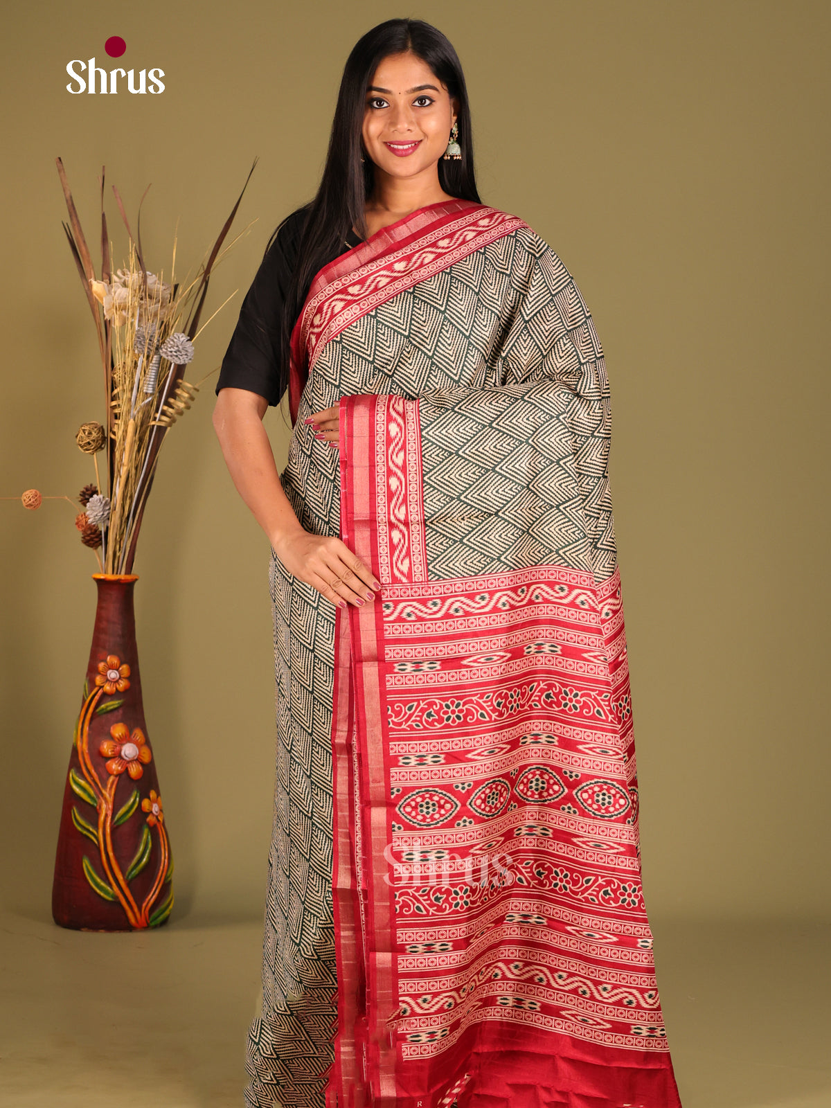 Grey & Red- Art Modal Saree - Shop on Shrus.com
