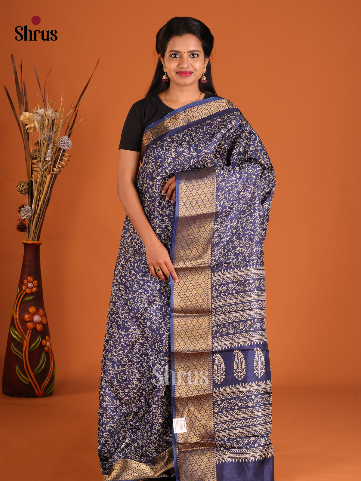 DHS09030 - Semi Crepe Saree - Shop on Shrus.com