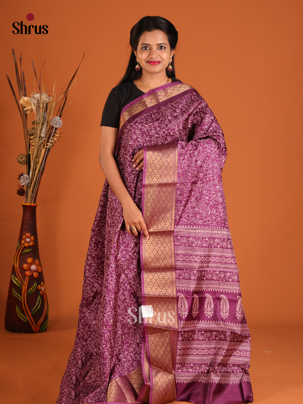 DHS09041 - Semi Crepe Saree - Shop on Shrus.com