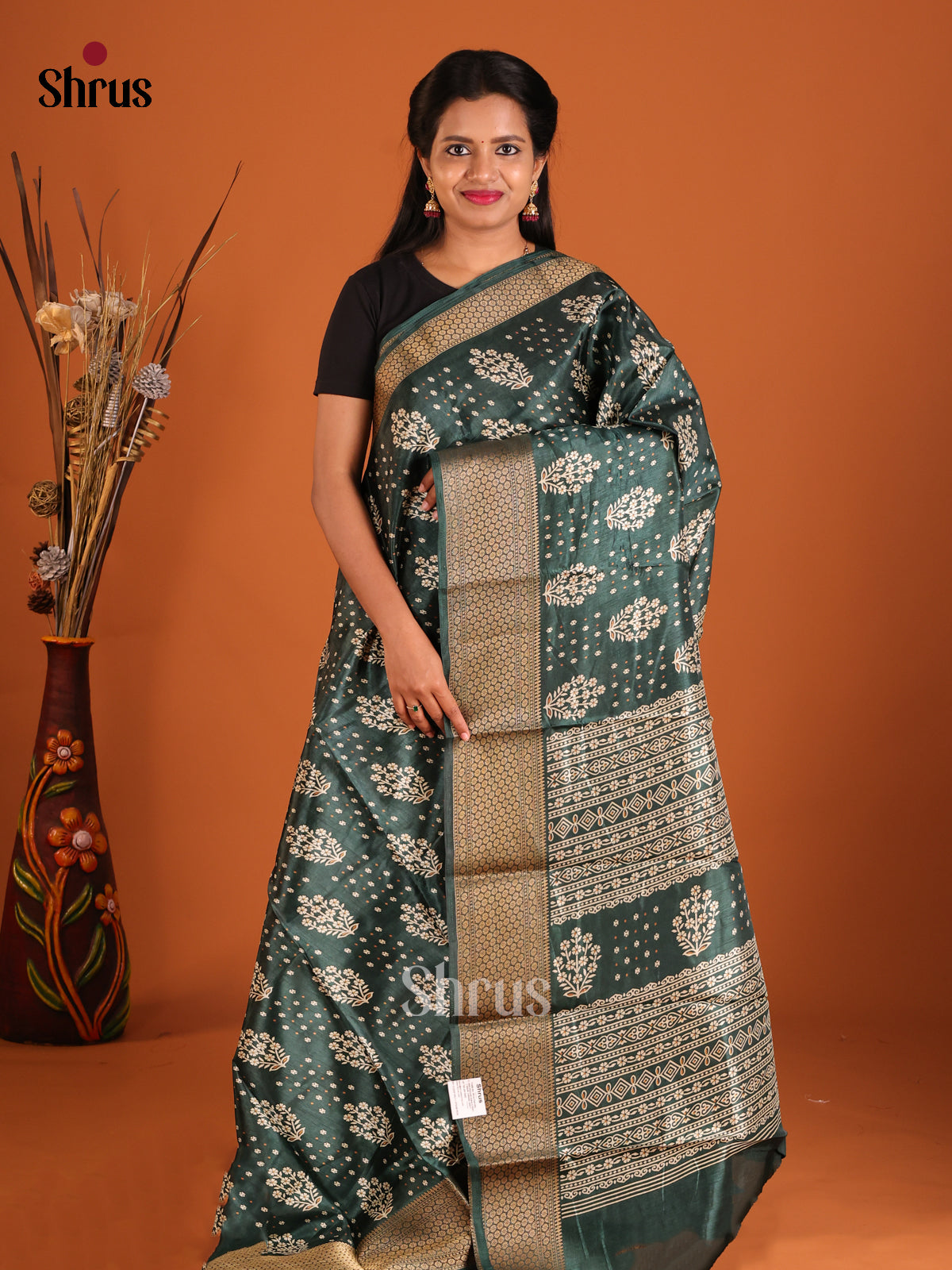 Green - Semi Crepe Saree - Shop on Shrus.com
