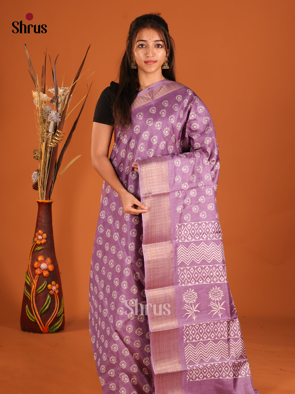 DHS09098 - Semi Crepe Saree - Shop on Shrus.com