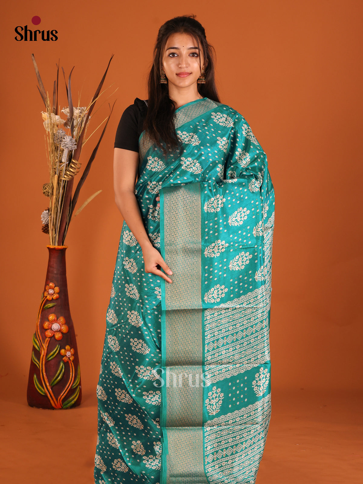Green - Semi Crepe Saree - Shop on Shrus.com