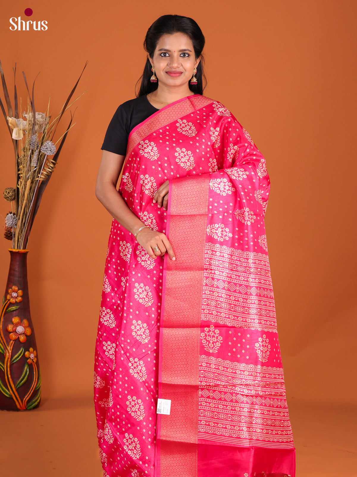 DHS09180 - Semi Crepe Saree - Shop on Shrus.com
