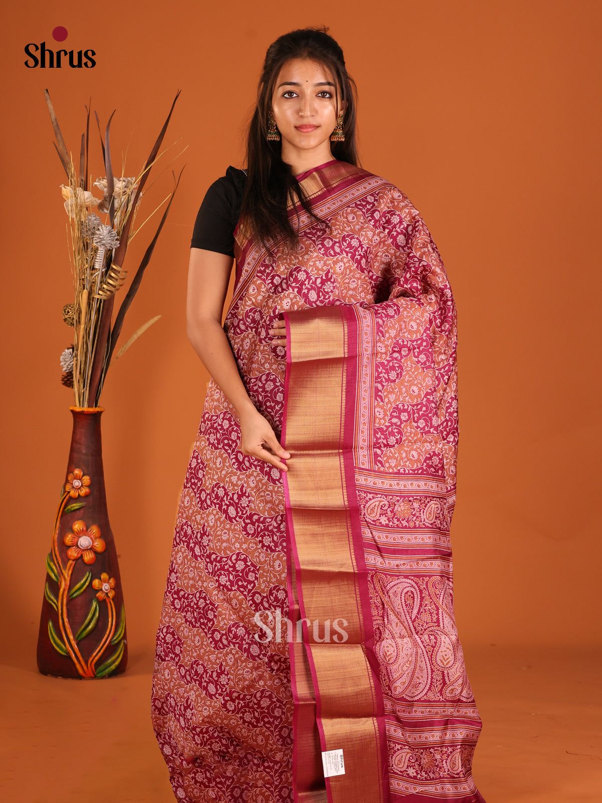 DHS09191 - Semi Crepe Saree - Shop on Shrus.com