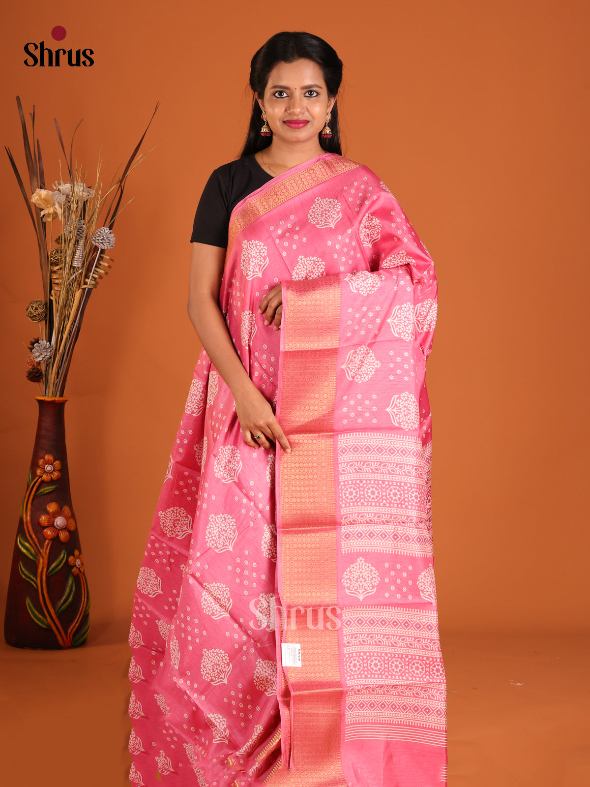 DHS09249 - Semi Crepe Saree - Shop on Shrus.com