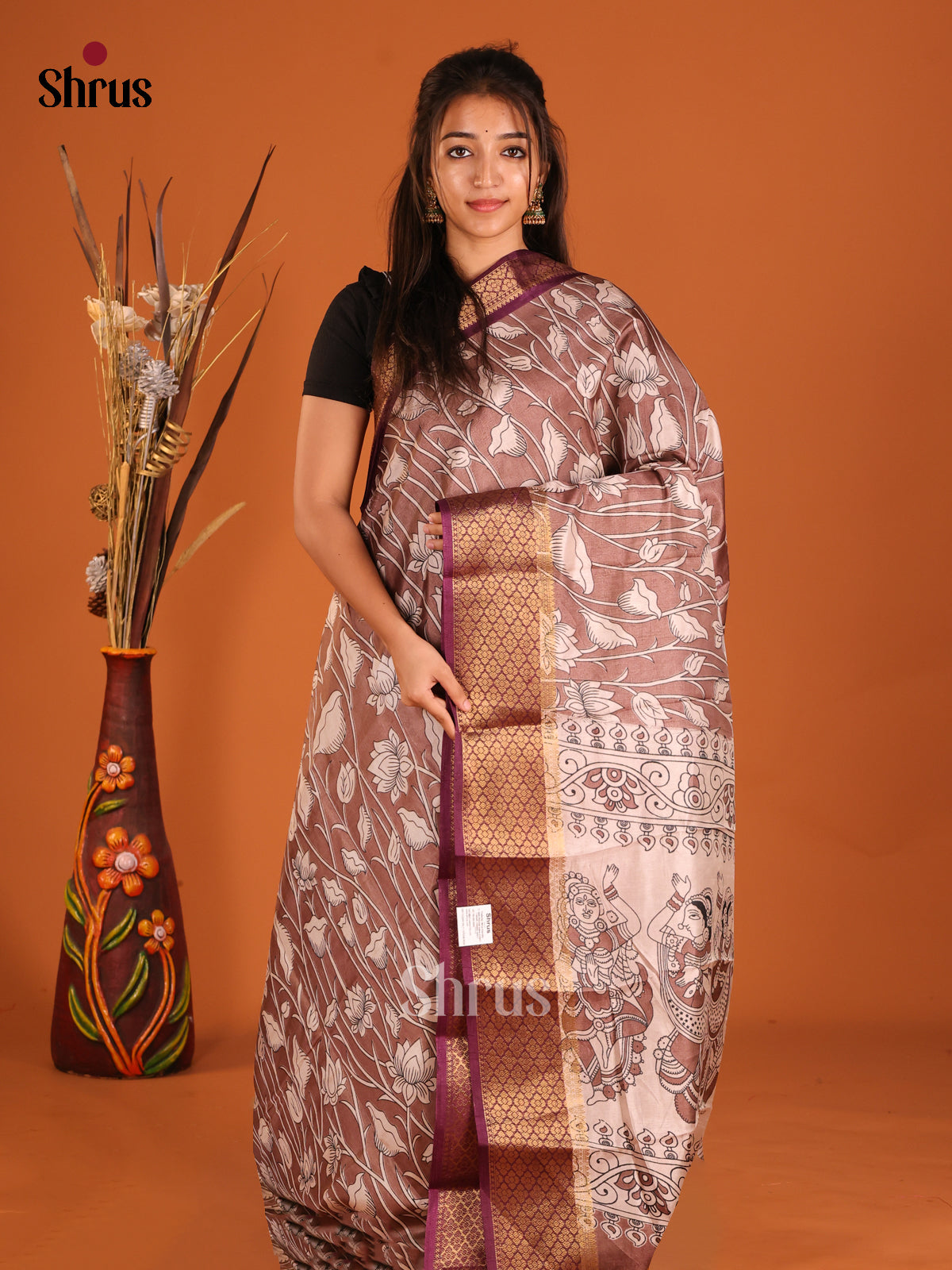 DHS09282 - Semi Crepe Saree - Shop on Shrus.com