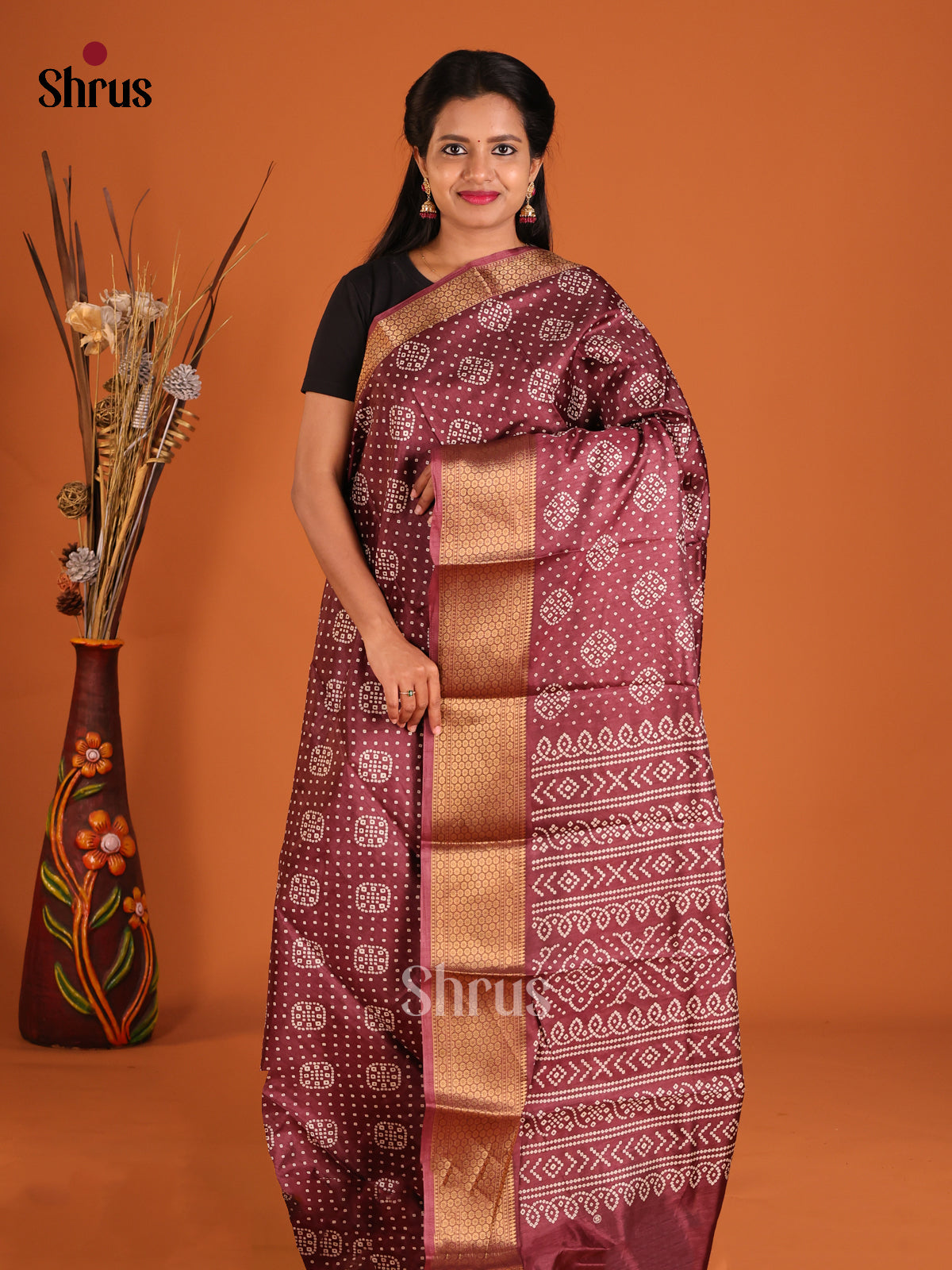 DHS09298 - Semi Crepe Saree - Shop on Shrus.com