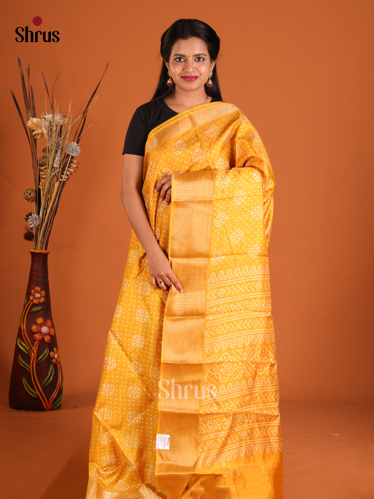 DHS09302 - Semi Crepe Saree - Shop on Shrus.com
