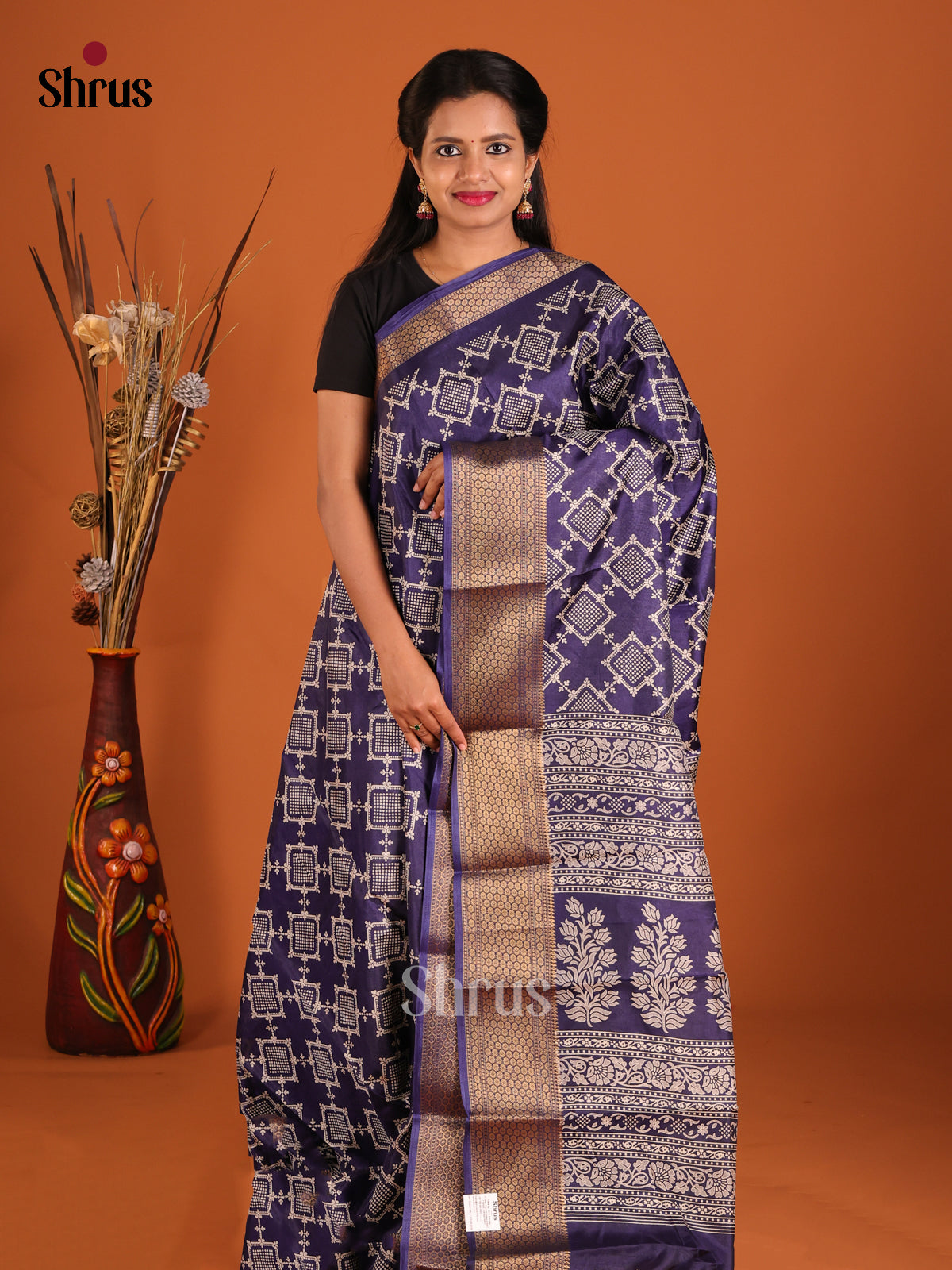 DHS09332 - Semi Crepe Saree - Shop on Shrus.com