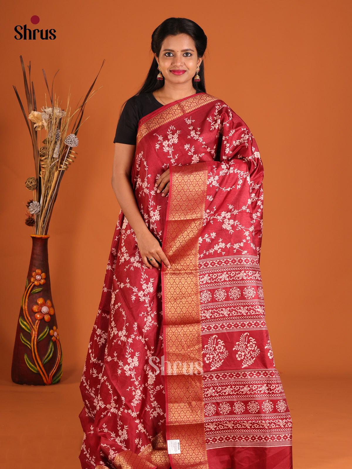 DHS09354 - Semi Crepe Saree - Shop on Shrus.com