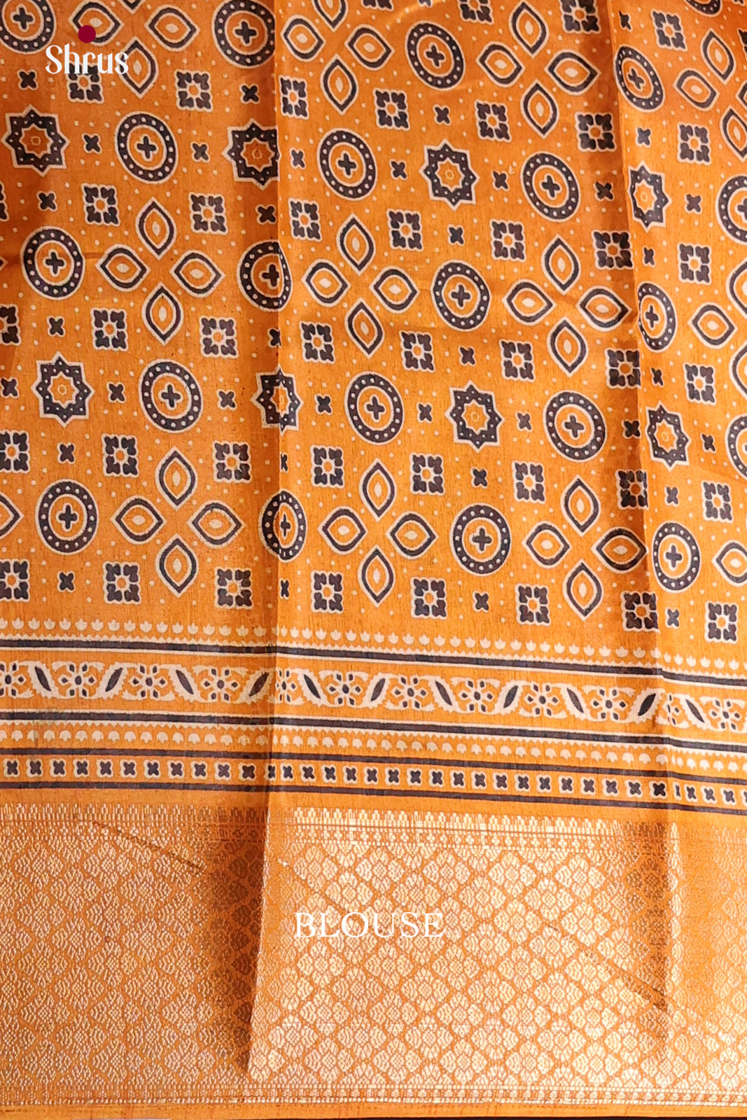 DHS09357 - Semi Crepe Saree - Shop on Shrus.com