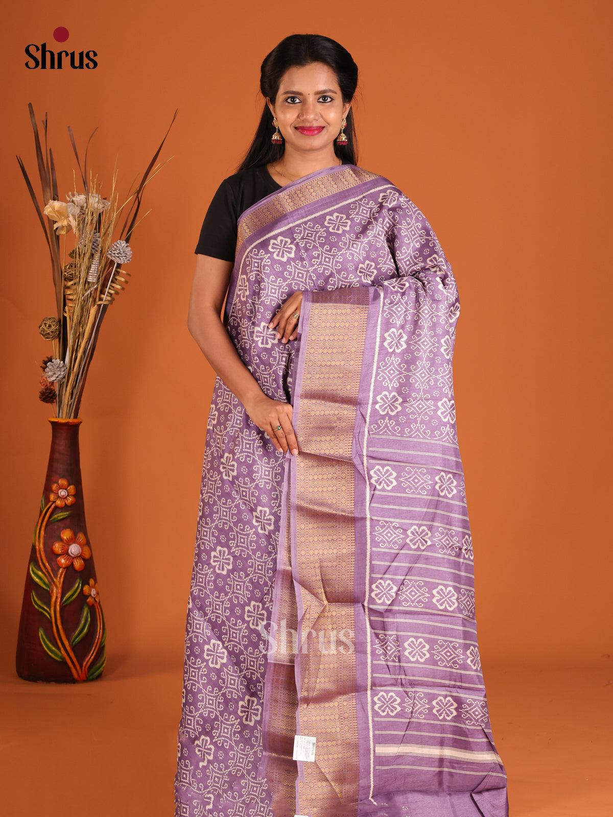 DHS09400 - Semi Crepe Saree - Shop on Shrus.com