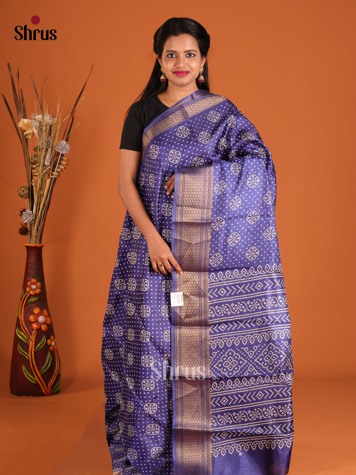 DHS09408 - Semi Crepe Saree - Shop on Shrus.com