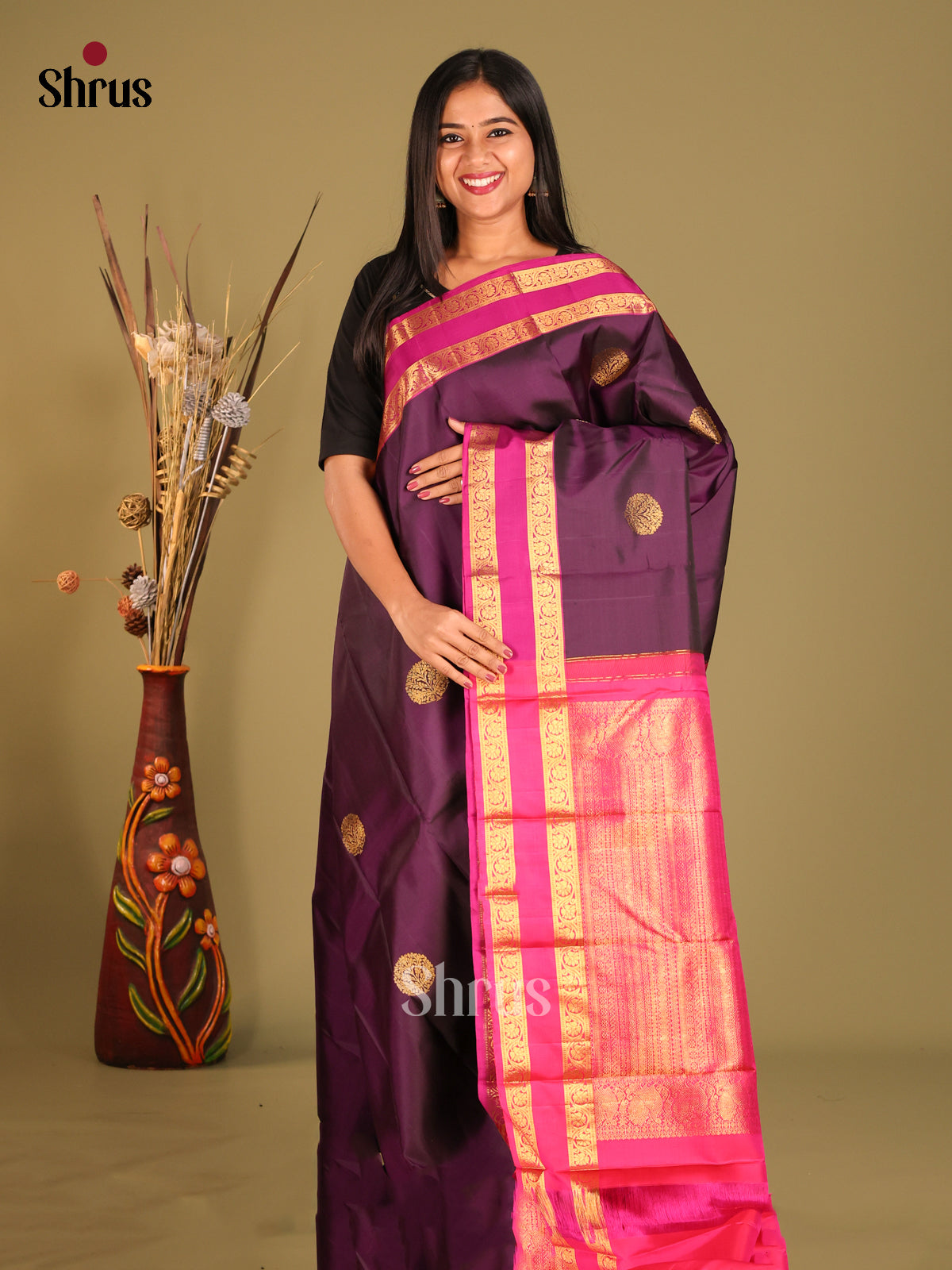 DHS10343 - Kanchipuram Butta design Saree - Shop on Shrus.com