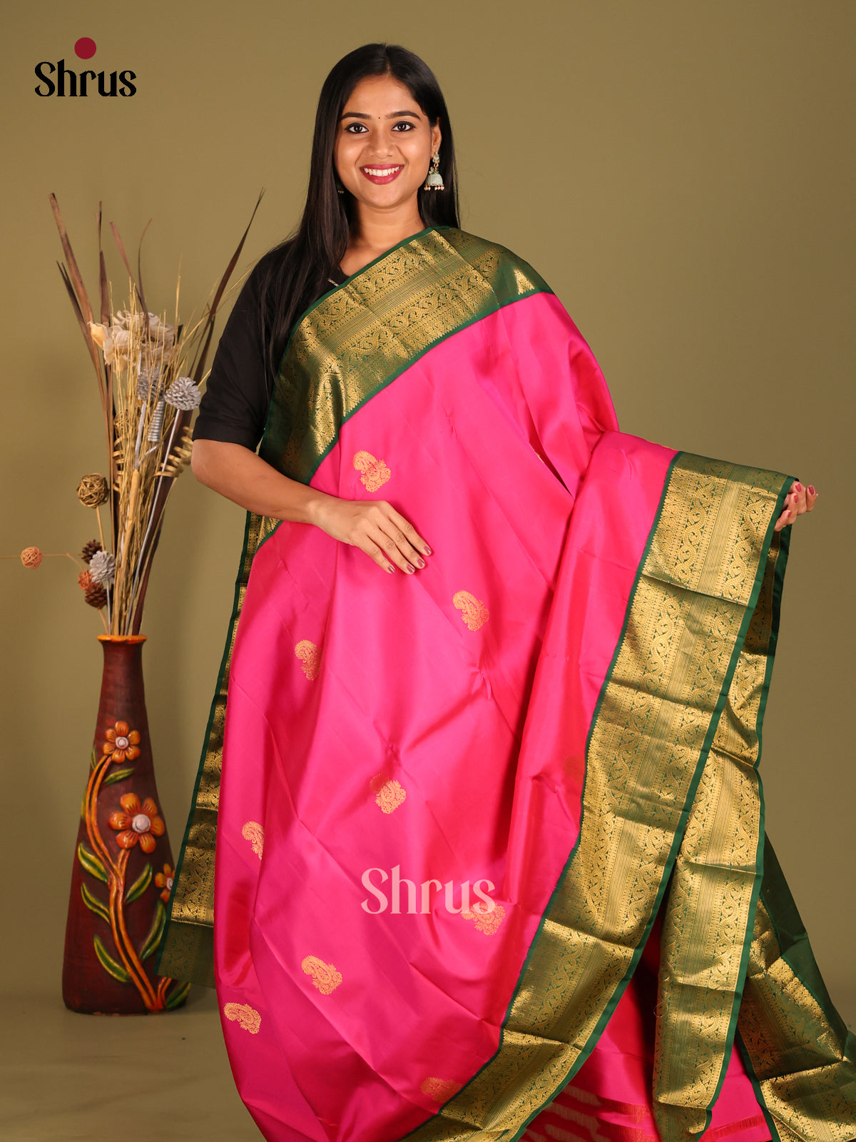 Classic Pink Kanjivaram Silk Saree with golden paisley motifs & Green Brocade Border -1
