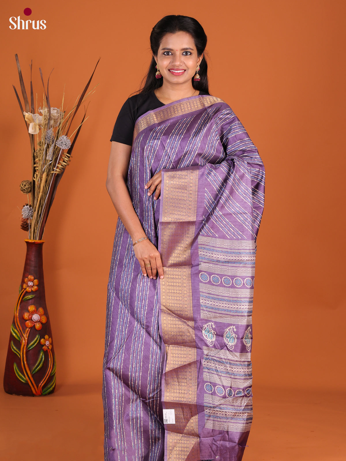 Purple- Semi Crepe Saree - Shop on Shrus.com
