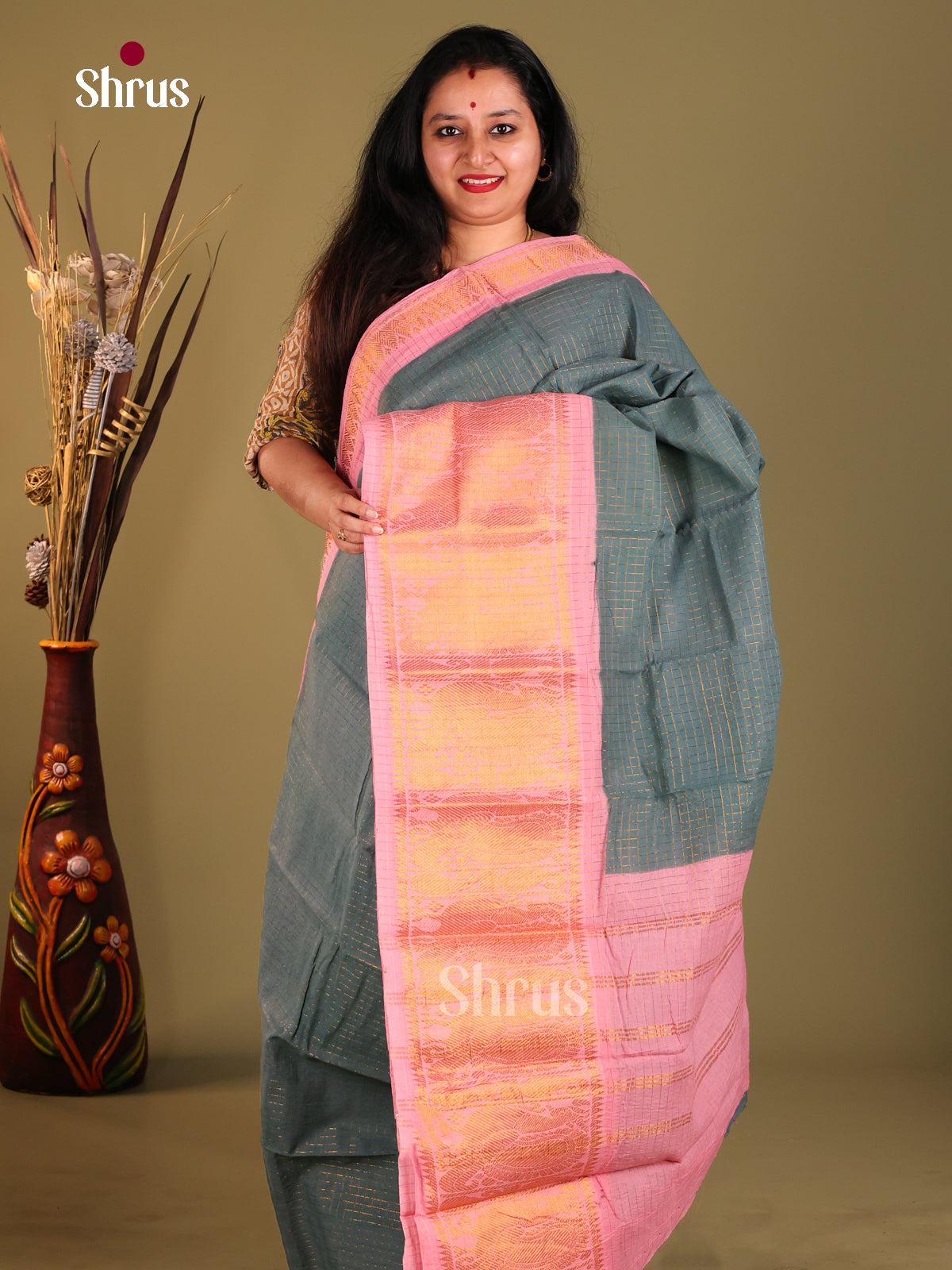 Grey & Pink - Sungudi Cotton Saree - Shop on Shrus.com