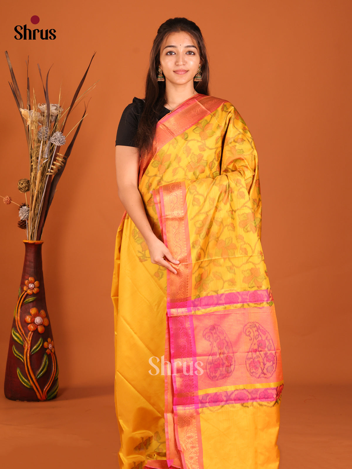 DHS11346 - Semi Pochampally Saree - Shop on Shrus.com