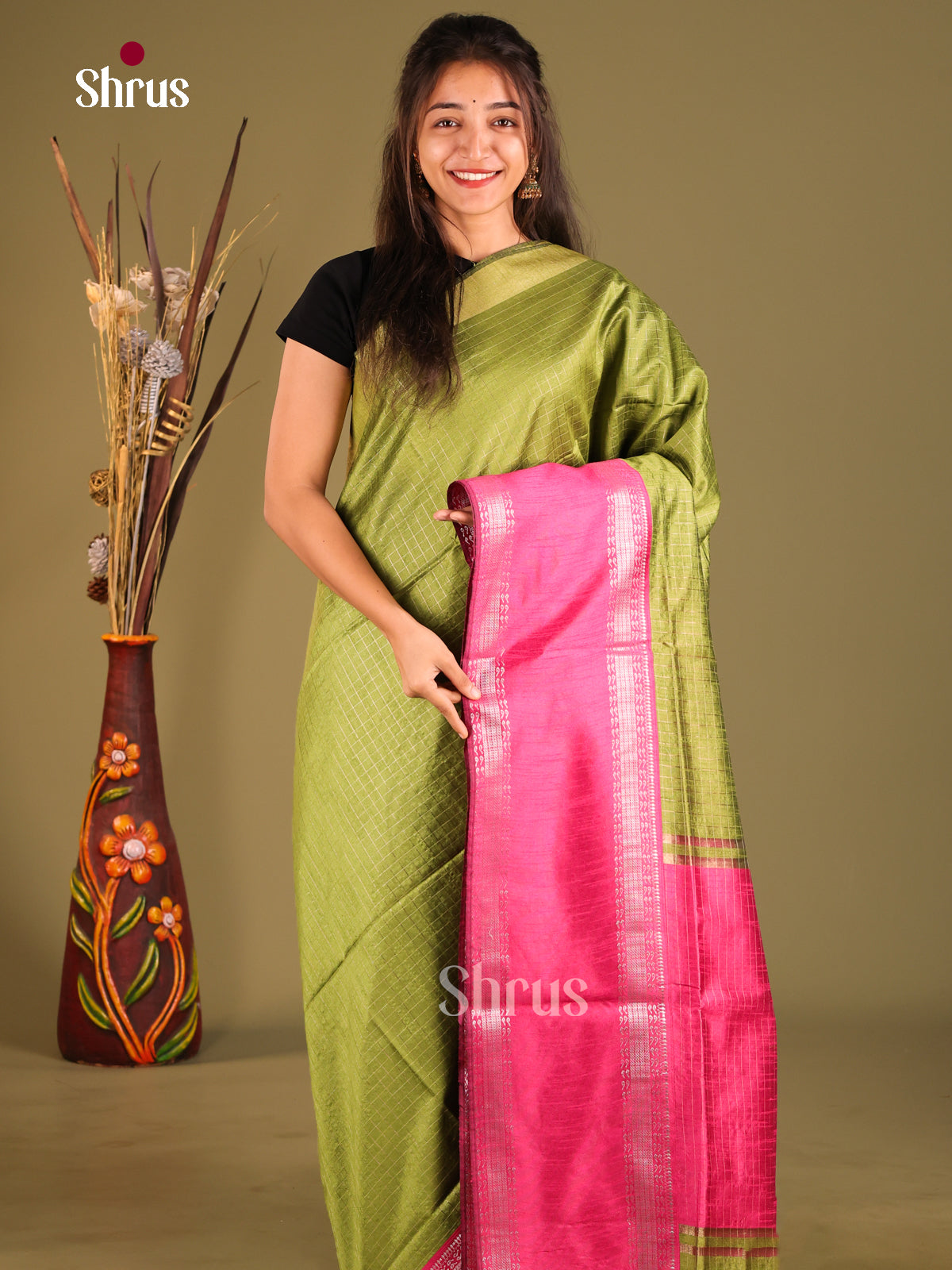 Green & maroon  - Semi Rawsilk Saree - Shop on Shrus.com