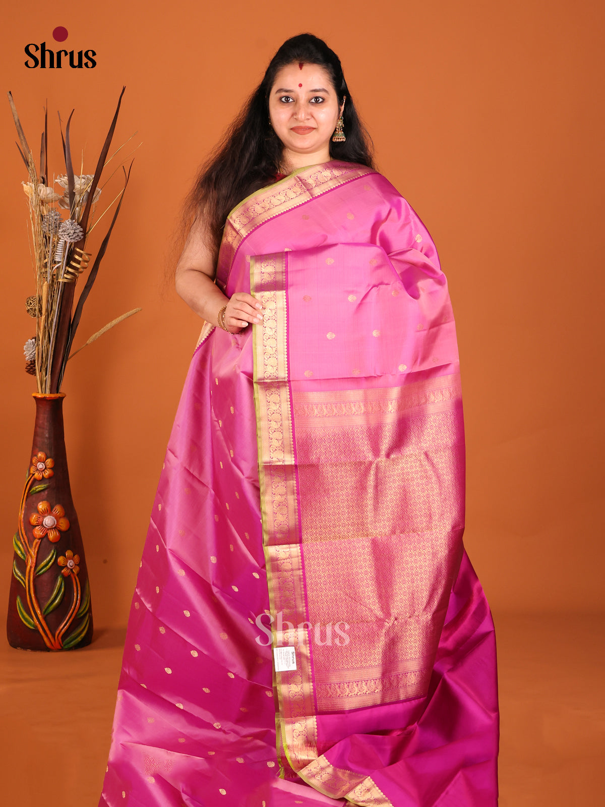 DHS18110 - Kanchipuram Butta design Saree - Shop on Shrus.com
