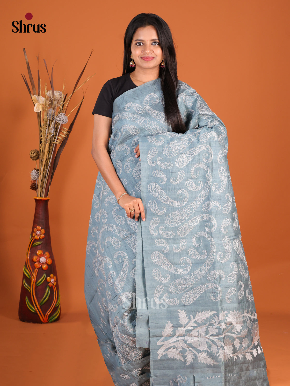 Grey- Semi Rawsilk Saree - Shop on Shrus.com