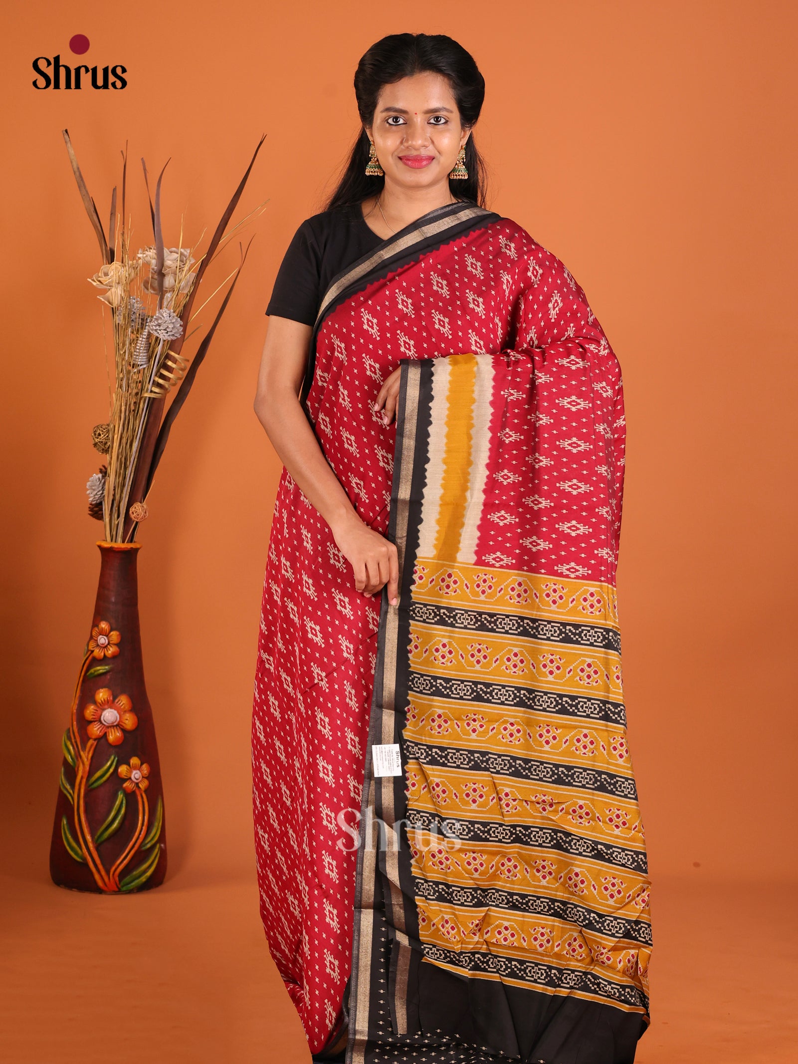 Red & Black - Art Modal Saree - Shop on Shrus.com
