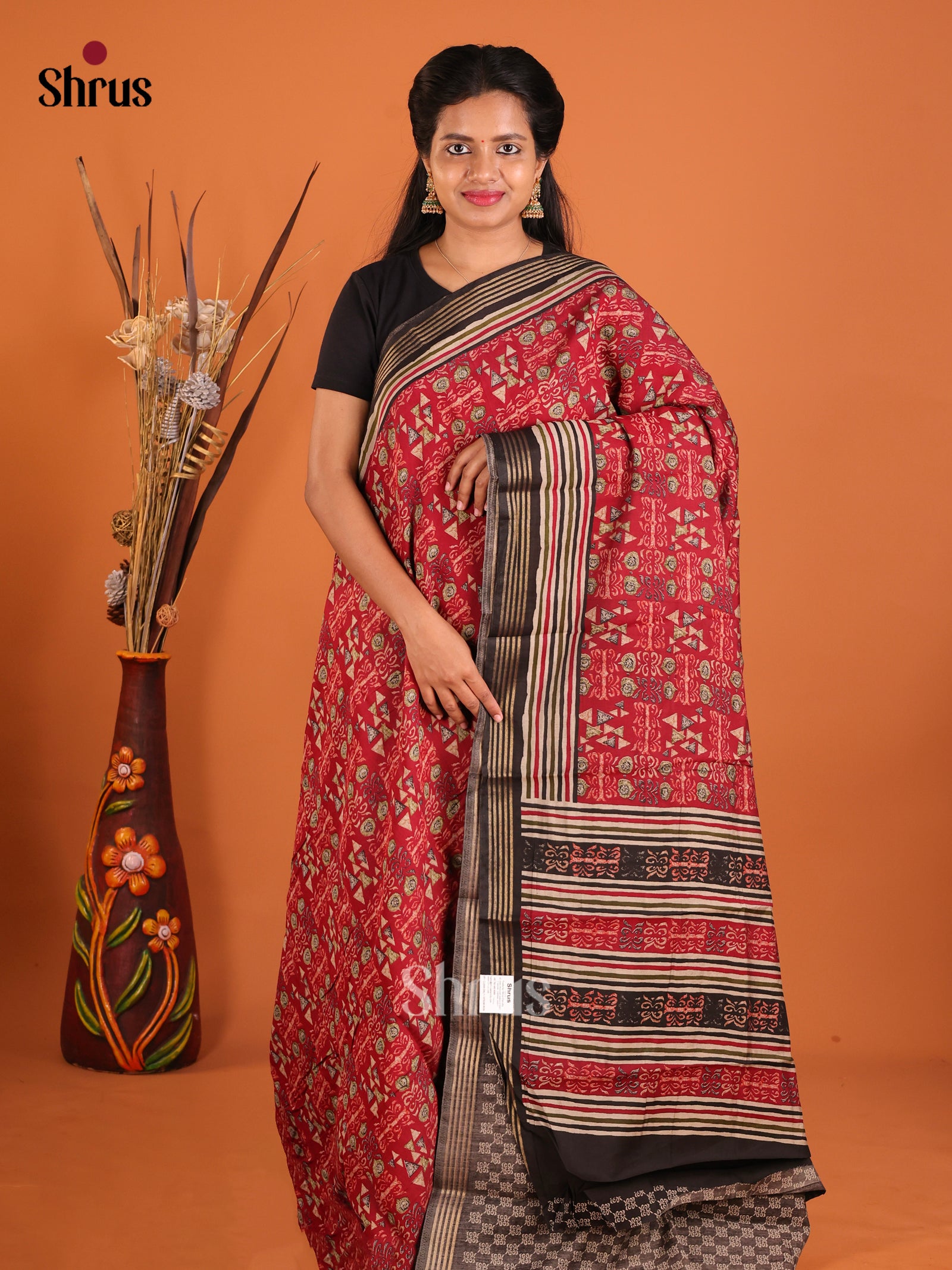 DHS20330 - Art Modal Saree - Shop on Shrus.com