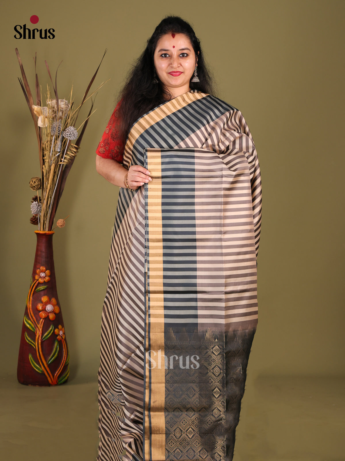 DHS21099-Soft Silk Saree - Shop on Shrus.com