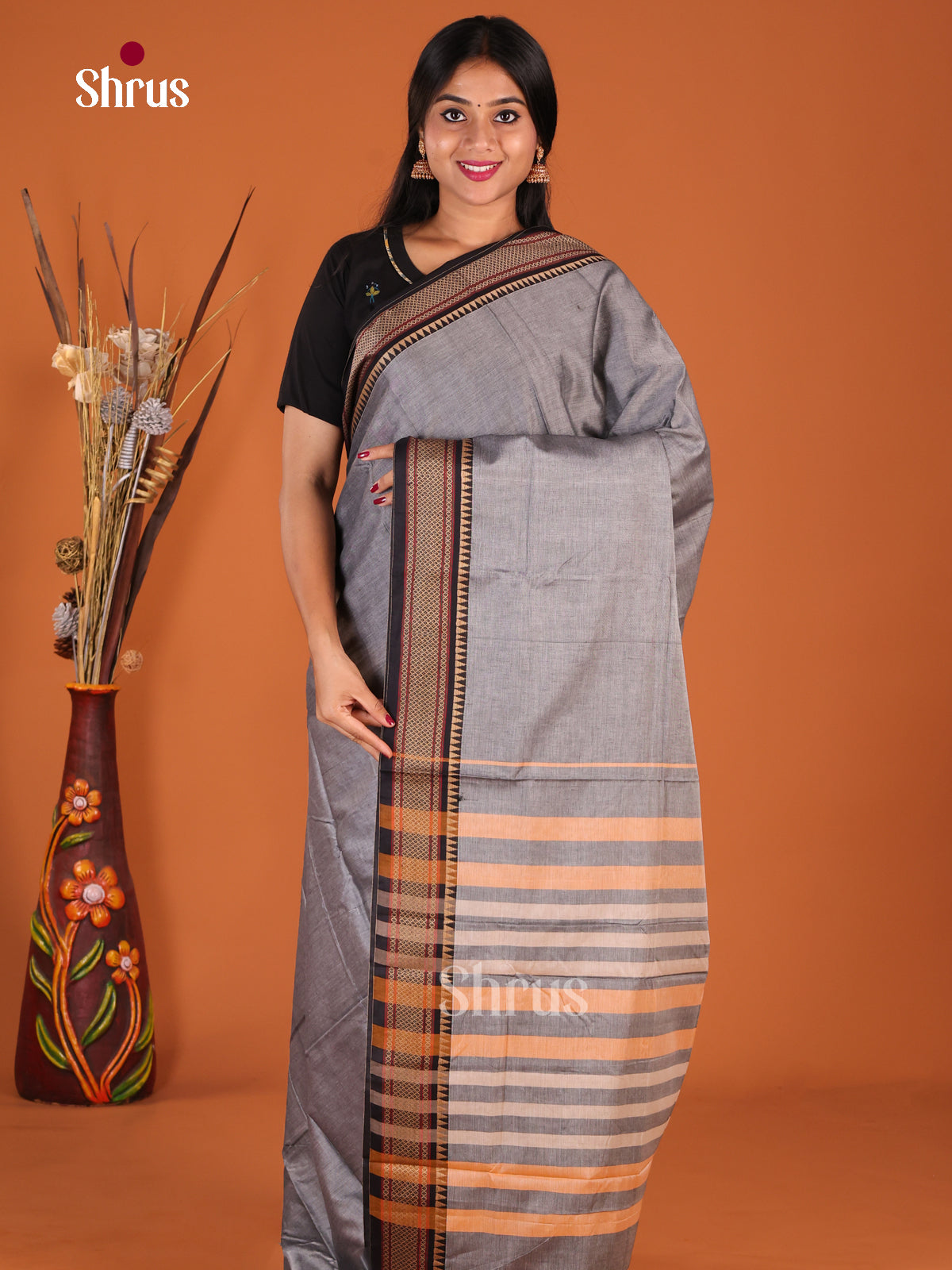 Grey & Black - Narayanpet Cotton Saree