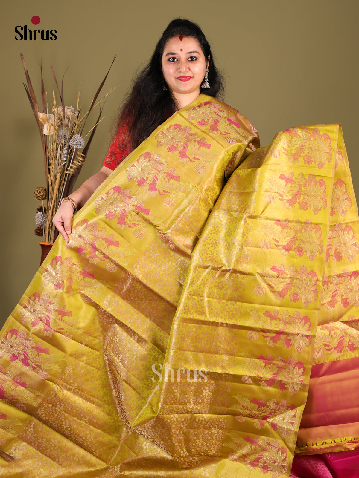 Gorgeous Mustardy Green Kanjivaram silk Saree with floral nestling brocade & Pink Pallu -1