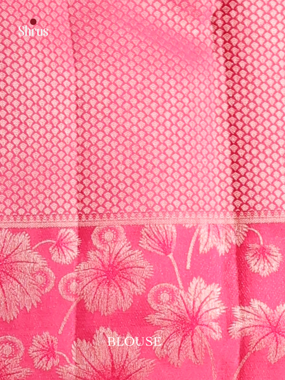 Elegant Peach Kanjivaram Saree with floral nestling brocade & Pink Border -2