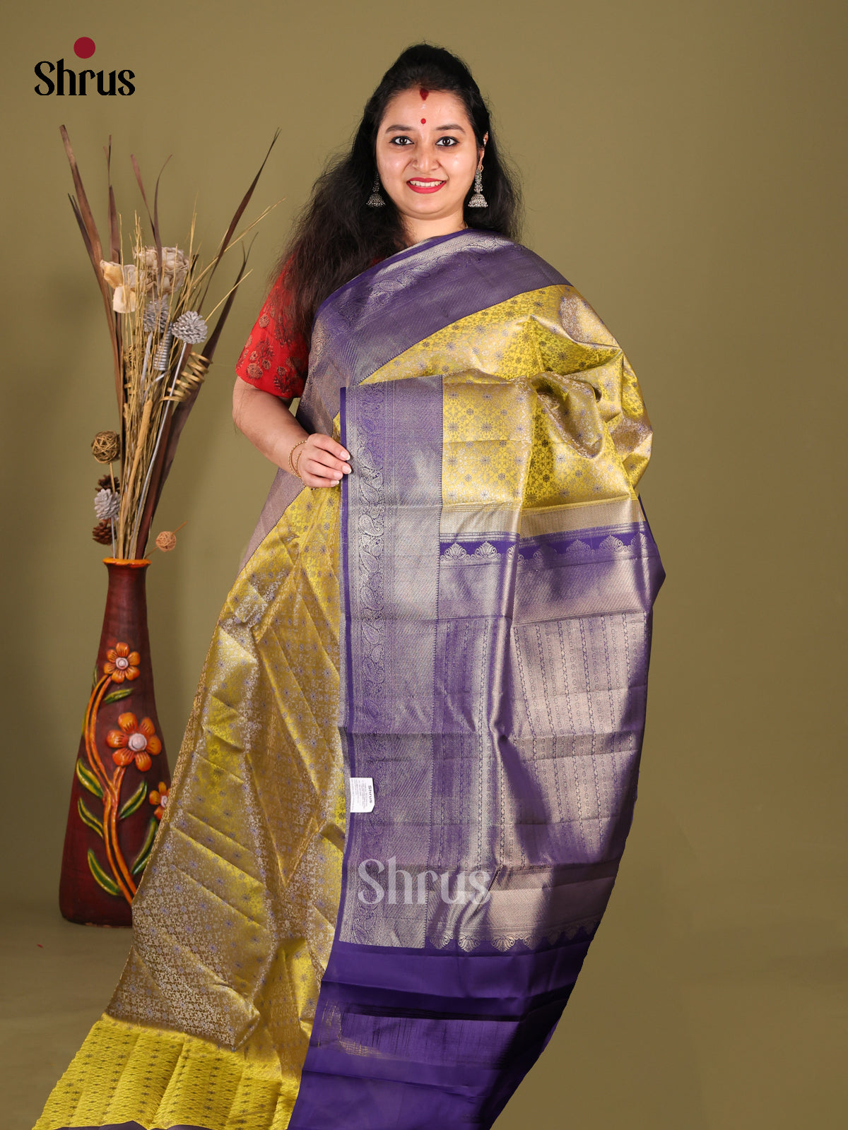 Yellow & Blue Kanchipuram silk Saree with floral brocade