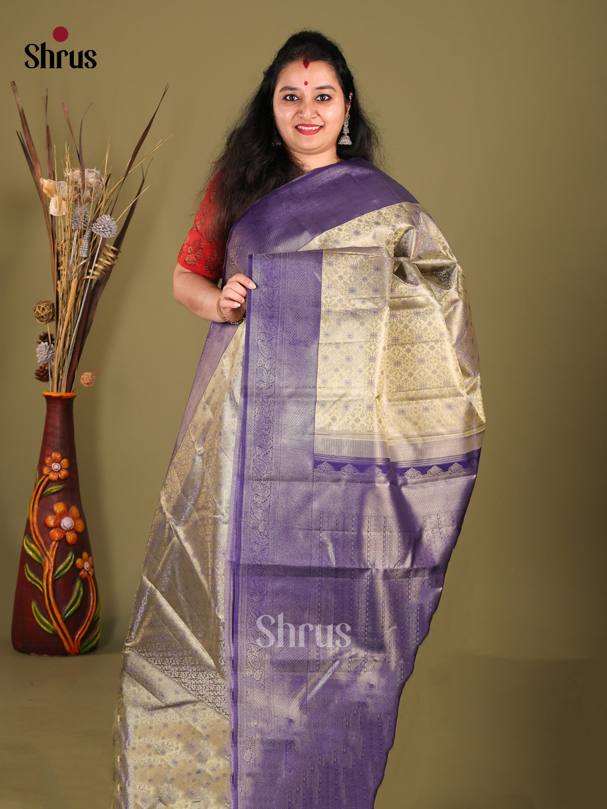 Regal Golden Kanjivaram Silk Saree With Purple Brocade Pallu