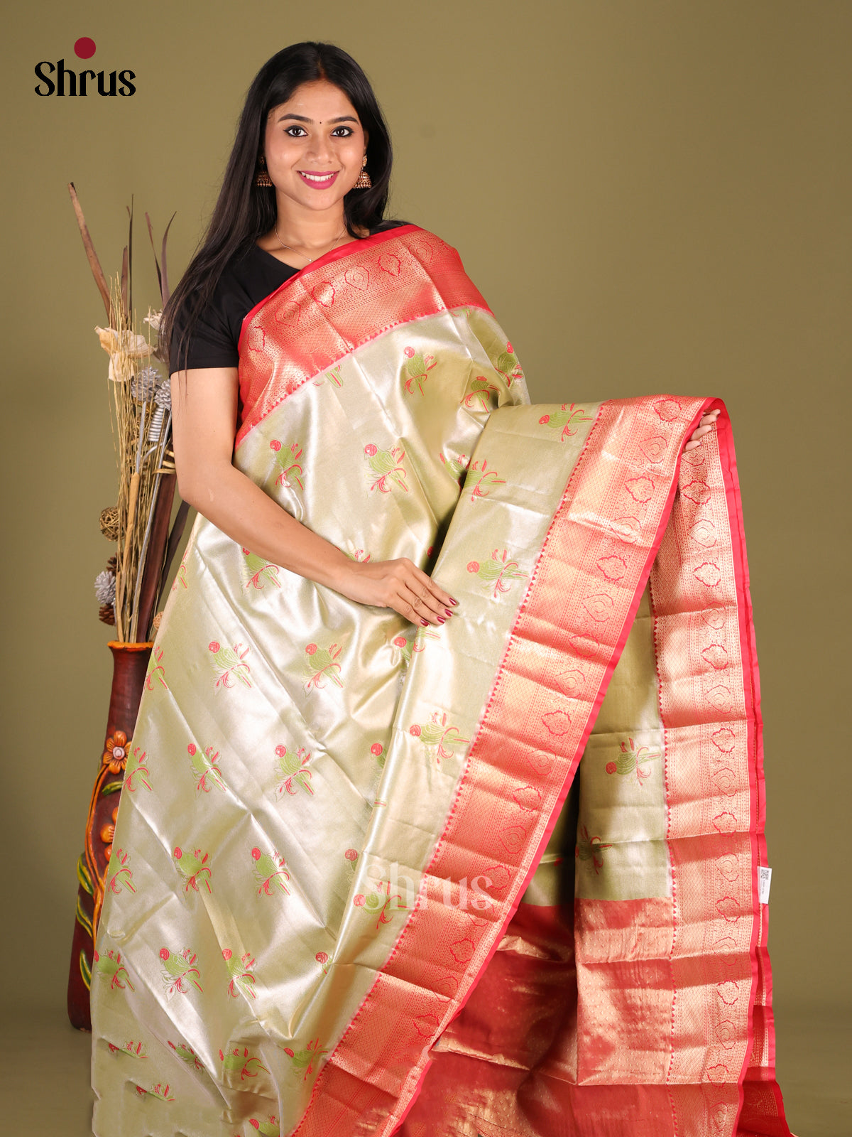 Cream & Pink - Kanchipuram-halfpure Saree