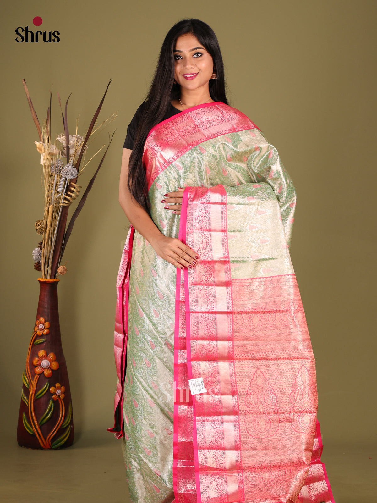 Pastel Green & Pink - Kanchipuram-halfpure Saree - Shop on Shrus.com