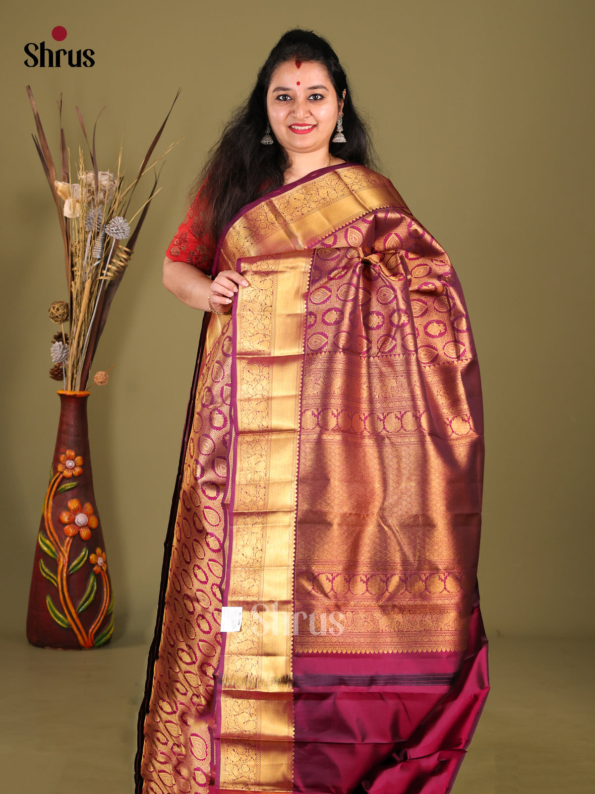 Rich Purple Kanjivaram Silk Saree with Golden Zari Woven Brocade Body & Grand Border
