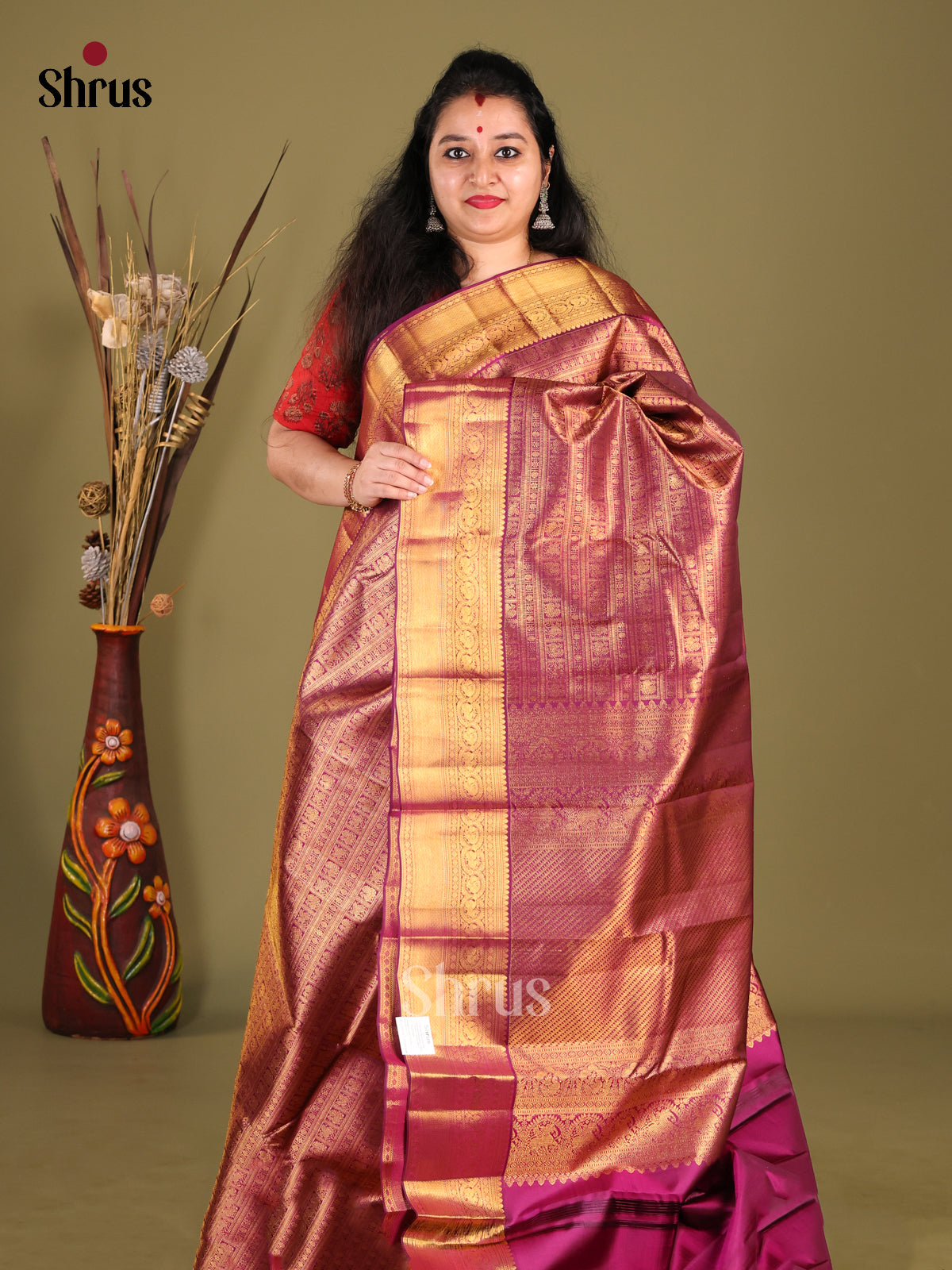 Regal Maroon Kanjivaram Silk Saree with Golden Zari Brocade & Rich Zari Pallu