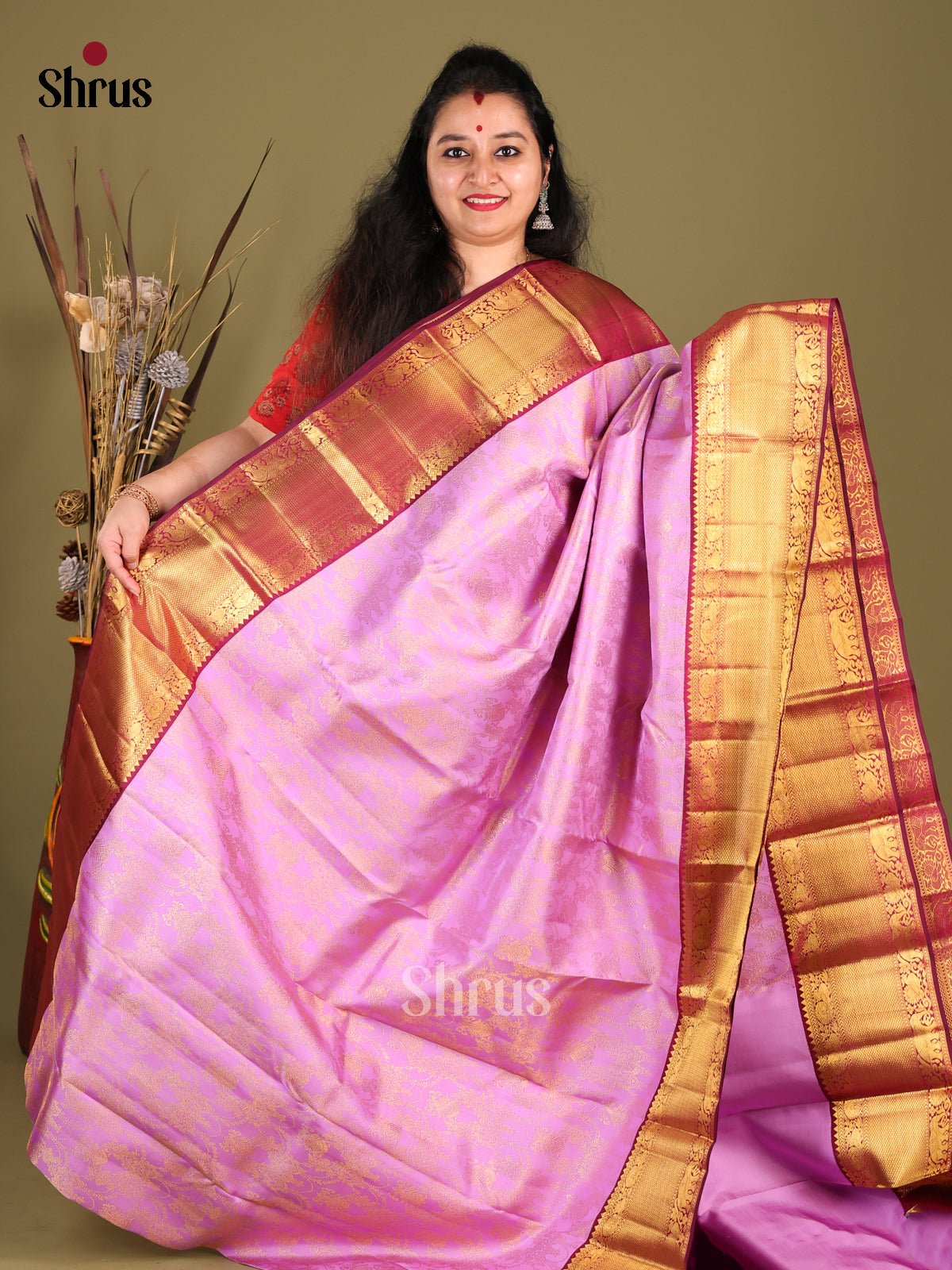 Charming Lilac Kanchipuram Saree with zari floral brocade & Traditional Maroon Border -1
