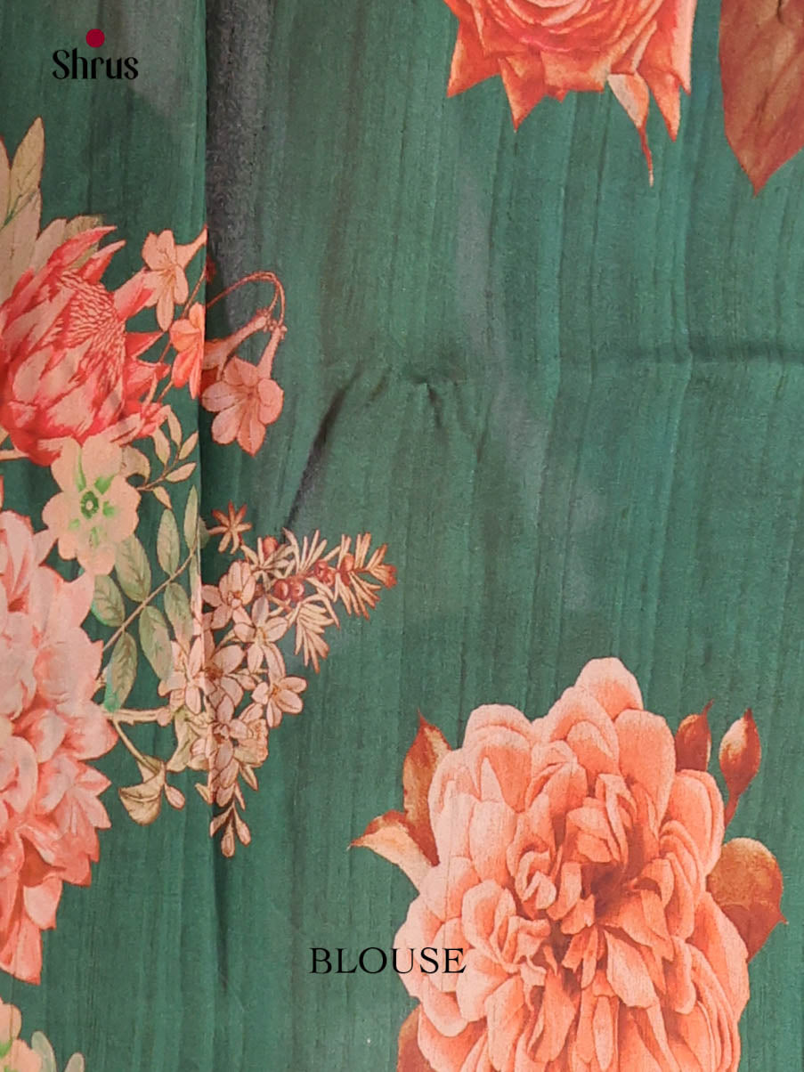 Cream & Green- Moonga Silk Saree