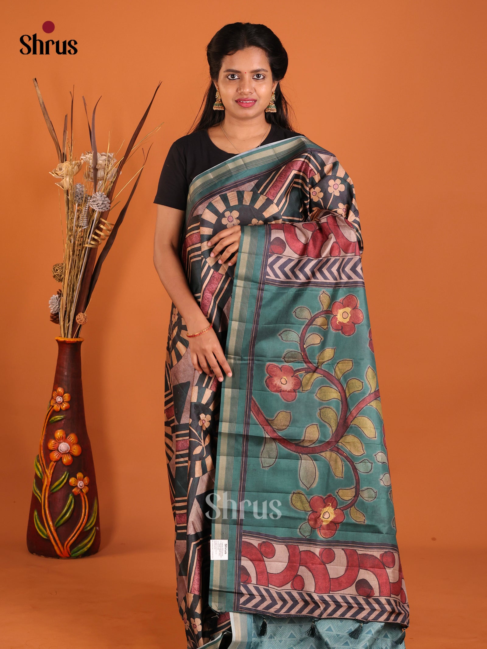 Green & Black- Moonga Silk Saree
