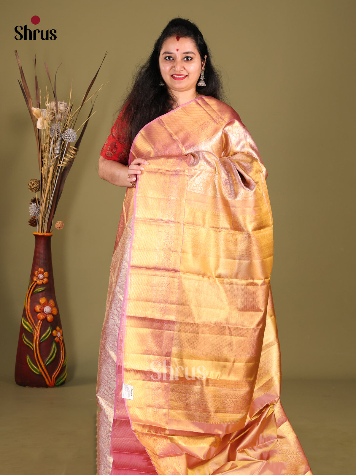 Charming Lavender Kanjivaram Saree with Floral Nestled zari brocade