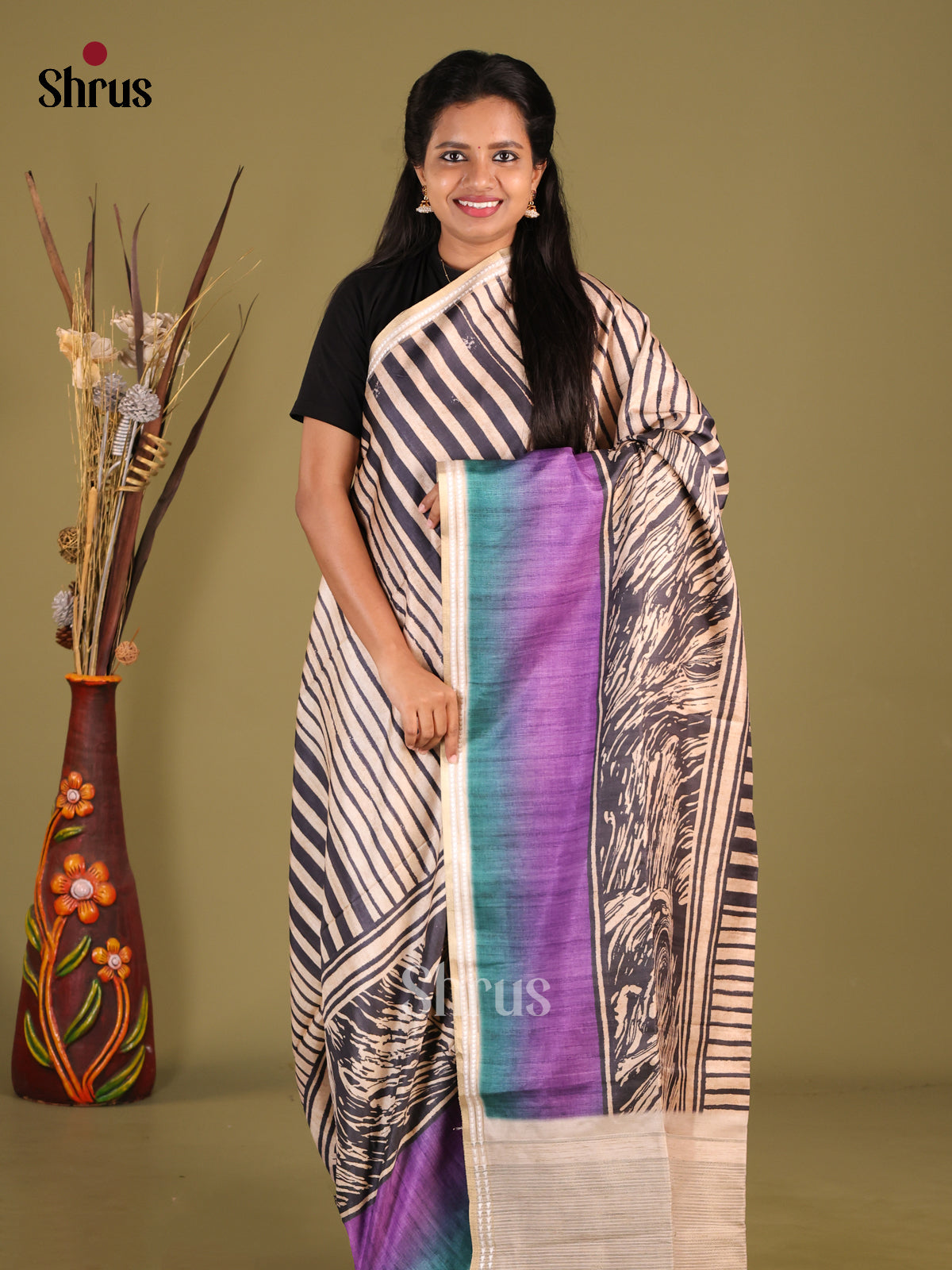 DHS25333 - Semi matka Saree - Shop on Shrus.com