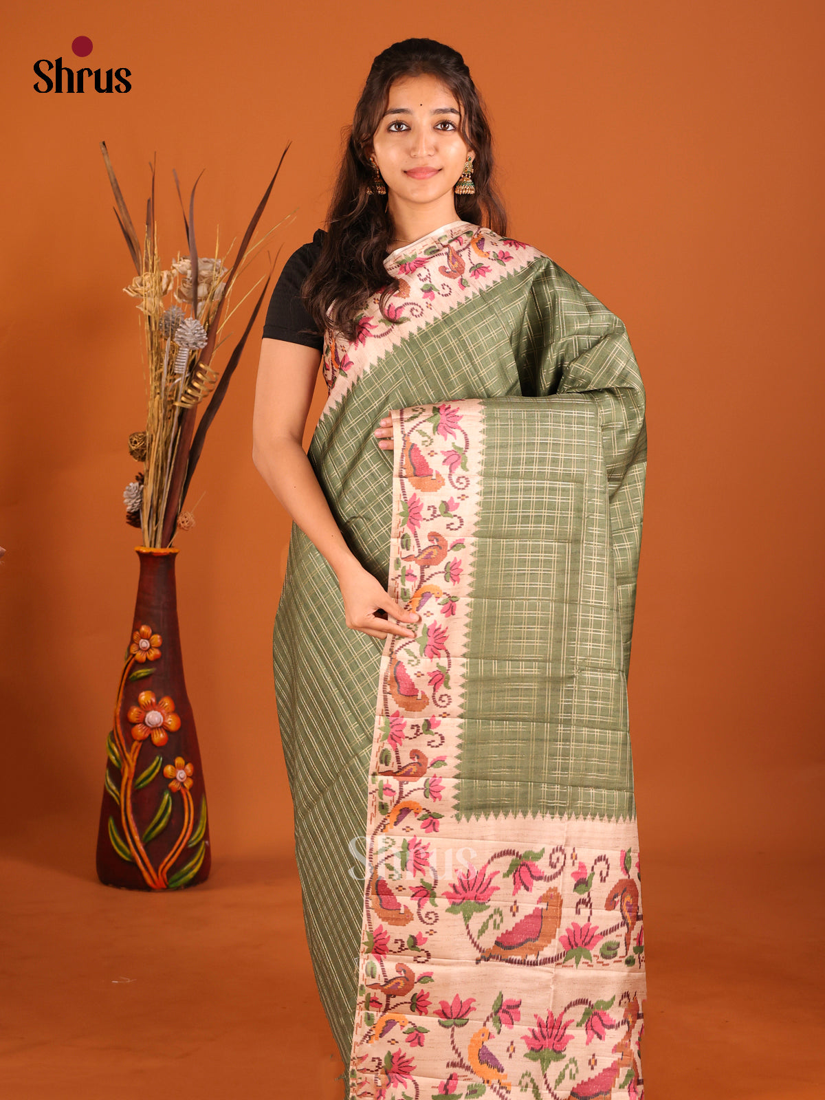 Green & Cream- Moonga Silk Saree