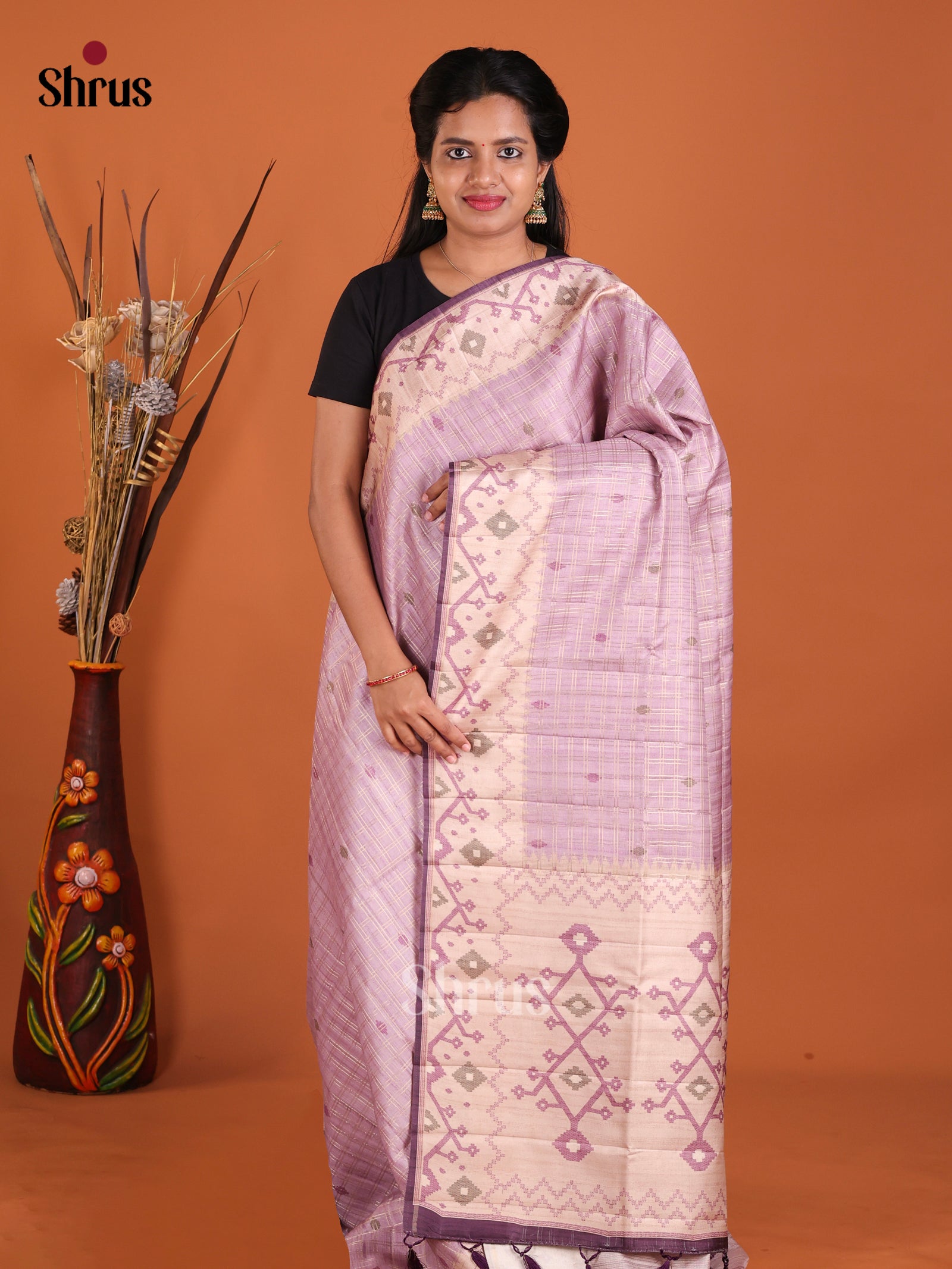 Lavender & Cream - Moonga Silk Saree
