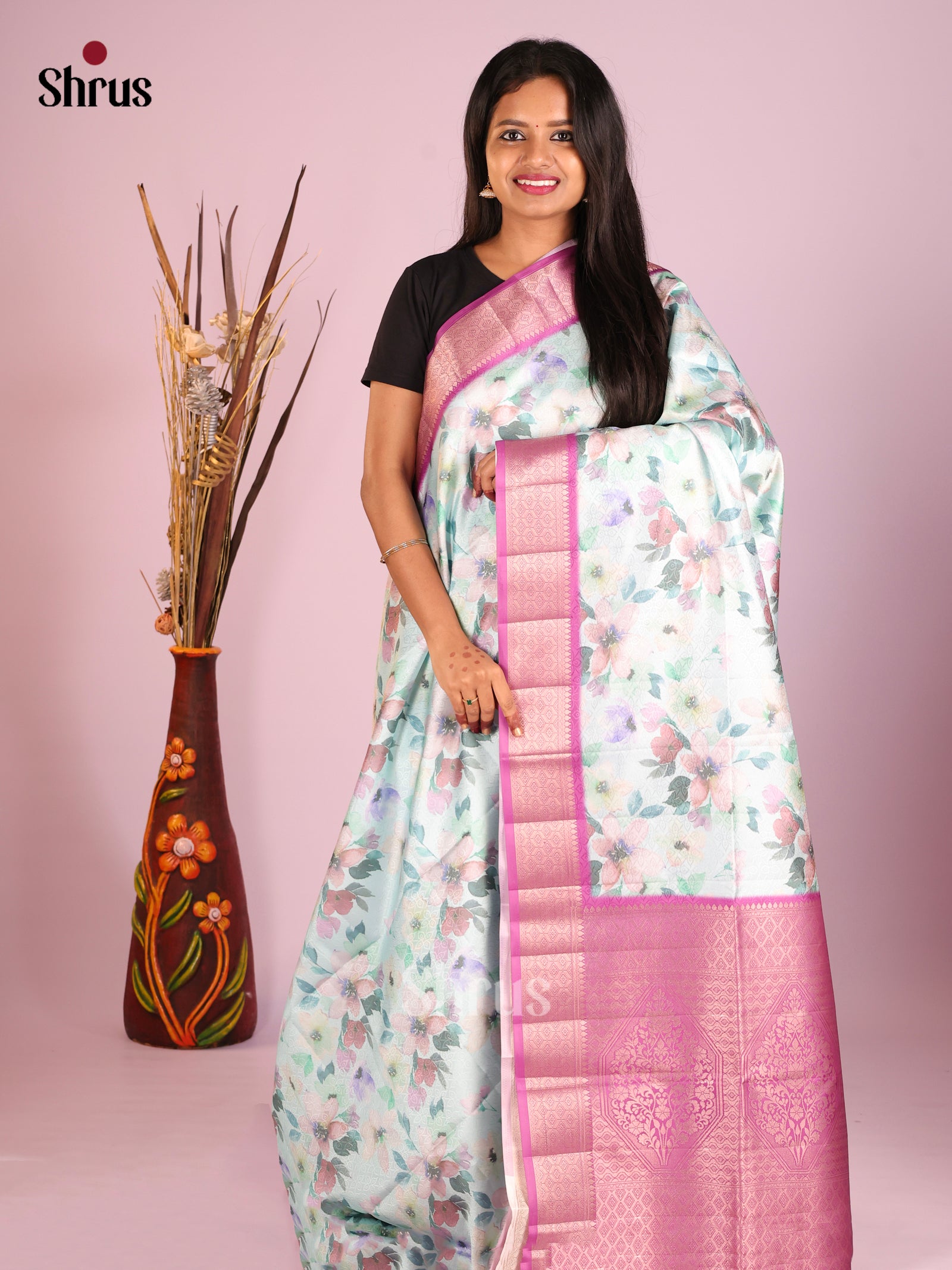 DHS25464 - Printed Semi Tussar Saree - Shop on Shrus.com
