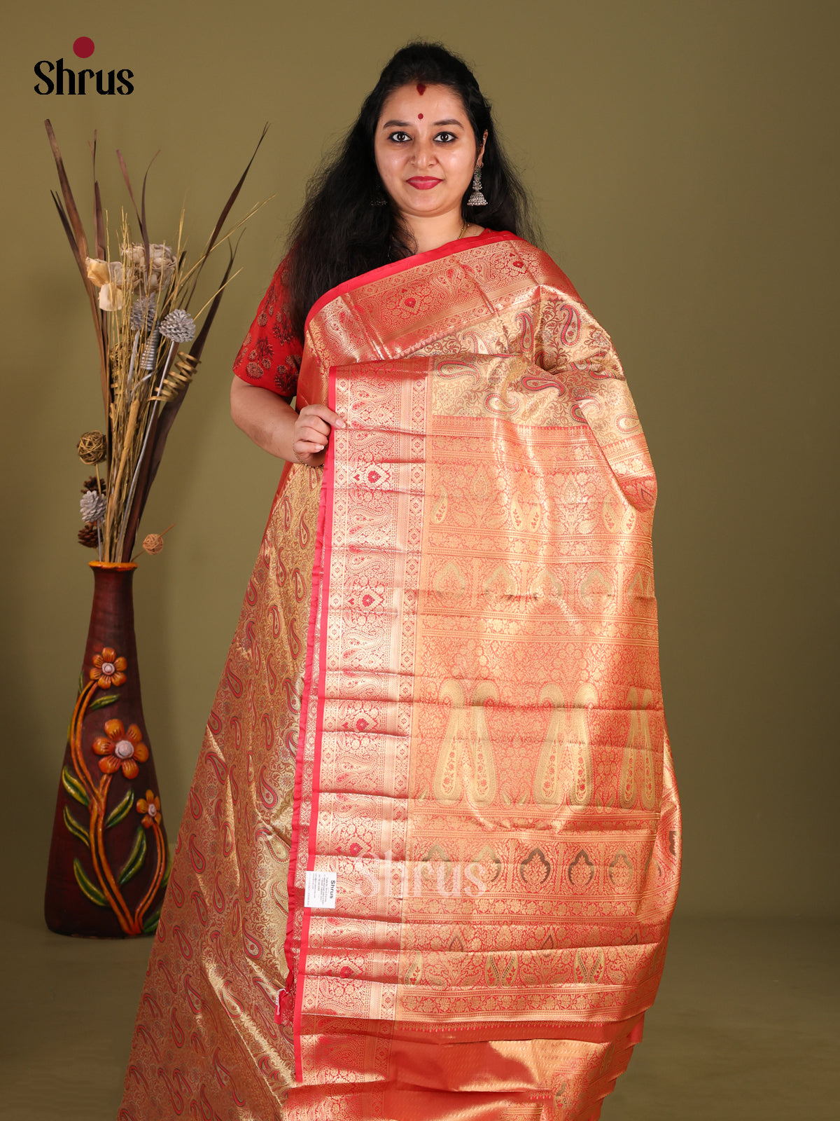 Gold & Red- Kanchipuram-halfpure Saree - Shop on Shrus.com