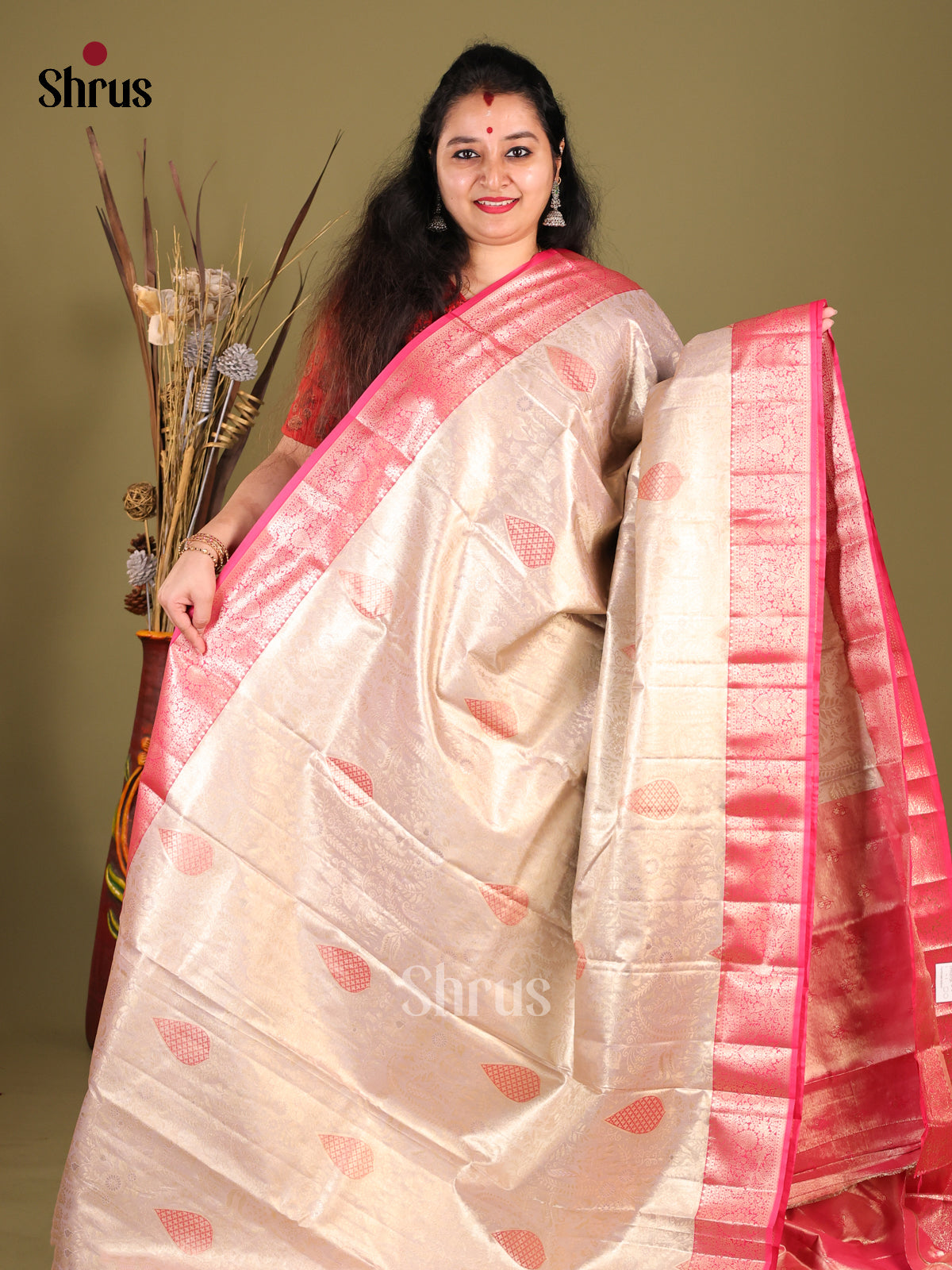 Cream & Pink- Kanchipuram-halfpure Saree - Shop on Shrus.com