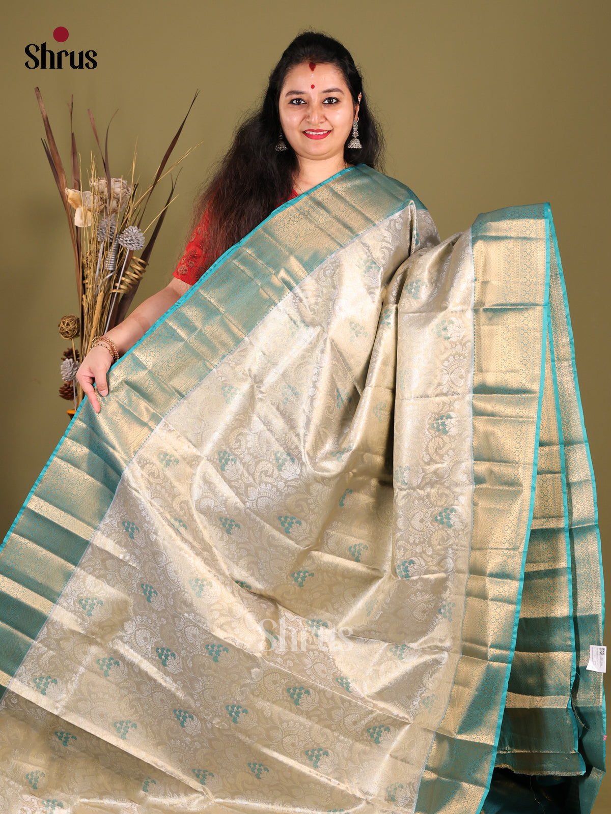 DHS25741 - Kanchipuram-halfpure Saree - Shop on Shrus.com