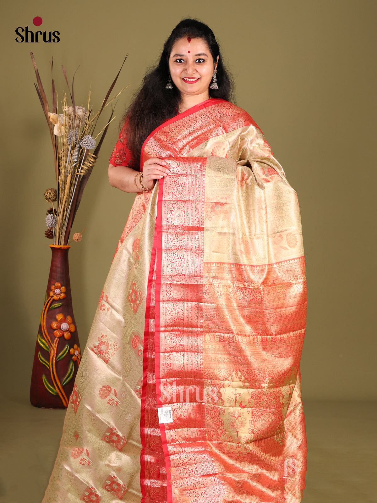 Light Green & Red - Kanchipuram-halfpure Saree - Shop on Shrus.com